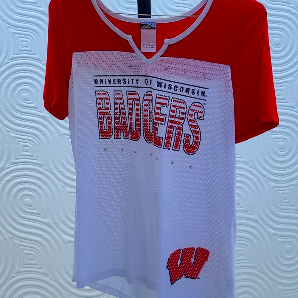 Wisconsin Badgers XL jersey shirt